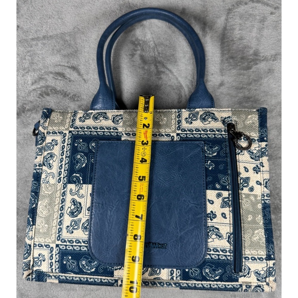 Montana West Bandana Paisley Concealed Carry Tote Bag Blue Cream No Strap - Picture 2 of 16